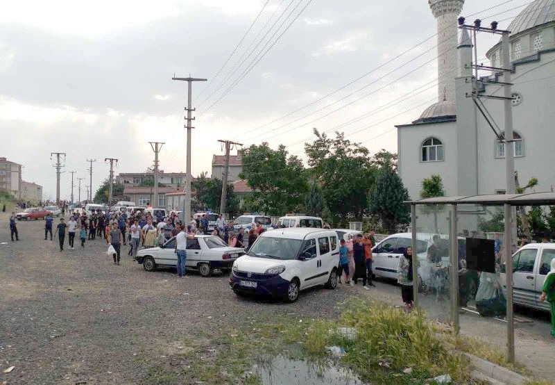 DÜĞÜN SONRASI ÇIKAN KAVGAYI POLİS ÖNLENDİ