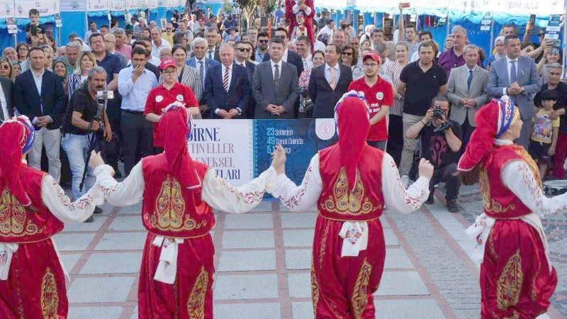 GELENEKSEL EL SANATLARI EDİRNELİLERLE BULUŞTU