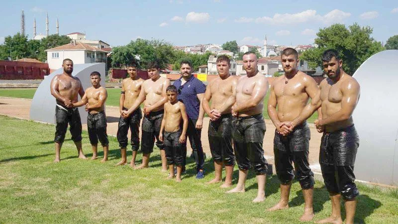 KIRKPINARIN PEHLİVANLARI 35 DERECEDE ÇALIŞIYOR