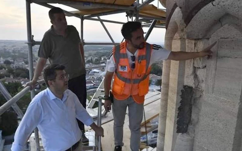 VALİ KIRBIYIK, SELİMİYE CAMİSİNDE Kİ RESTORASYON ÇALIŞMALARINI İNCELEDİ