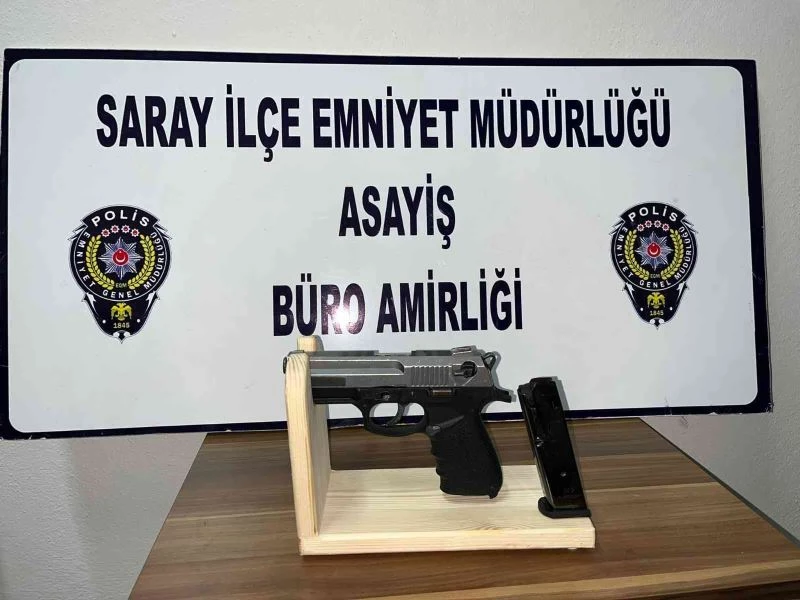 HUSUMETLİLERİNDEN BİRİNİ VURDU, DİĞERİNİ DARP ETTİ