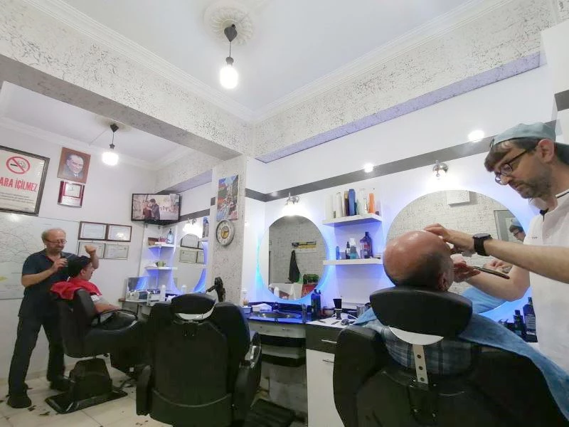 BERBERLER GECE YARISINA KADAR ÇALIŞTI