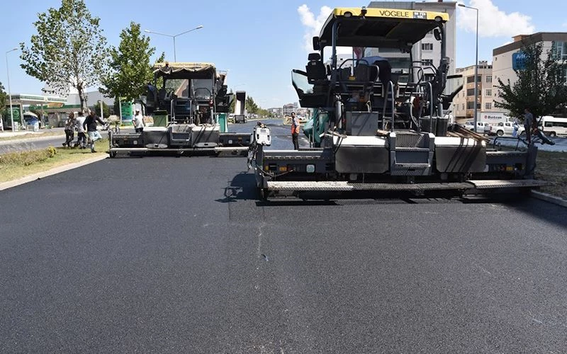 YOL YAPIM, ONARIM VE BAKIM ÇALIŞMALARI DEVAM EDİYOR