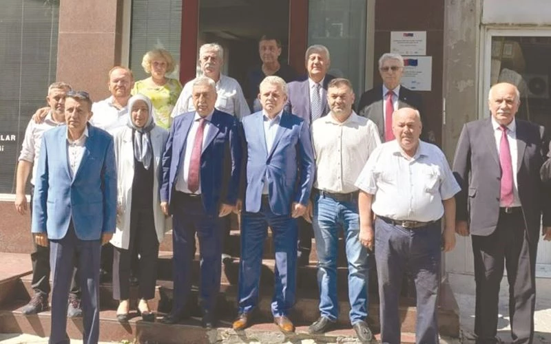 BENDEVİ PALANDÖKEN, TEKİRDAĞ ESNAF ODALARI BİRLİĞİ’Nİ ZİYARET ETTİ