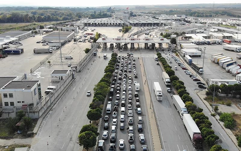 GURBETÇİLER EVLERİNE DÖNÜYOR!