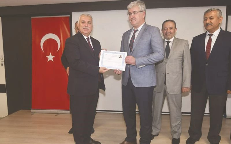 TEKİRDAĞ’DA SAĞLIK PERSNELİNE BAŞARI BELGESİ