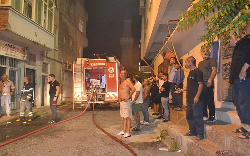 GECE YARISI KORKUTAN YANGIN!