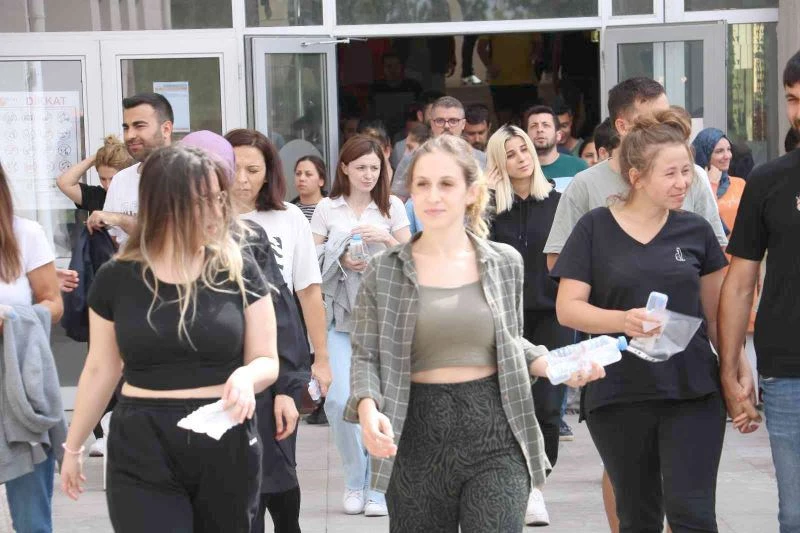 KPSS’YE GİREN ADAYLAR SINAVI DEĞERLENDİRDİ