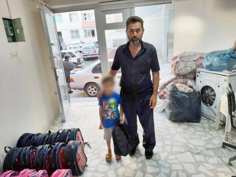 AK PARTİ ÇOCUKLARI SEVİNDİRDİ