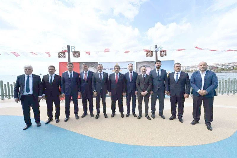 BÜYÜKŞEHİR BELEDİYELERİNİN 11 AK PARTİLİ GRUP BAŞKANVEKİLLERİNDEN CHP