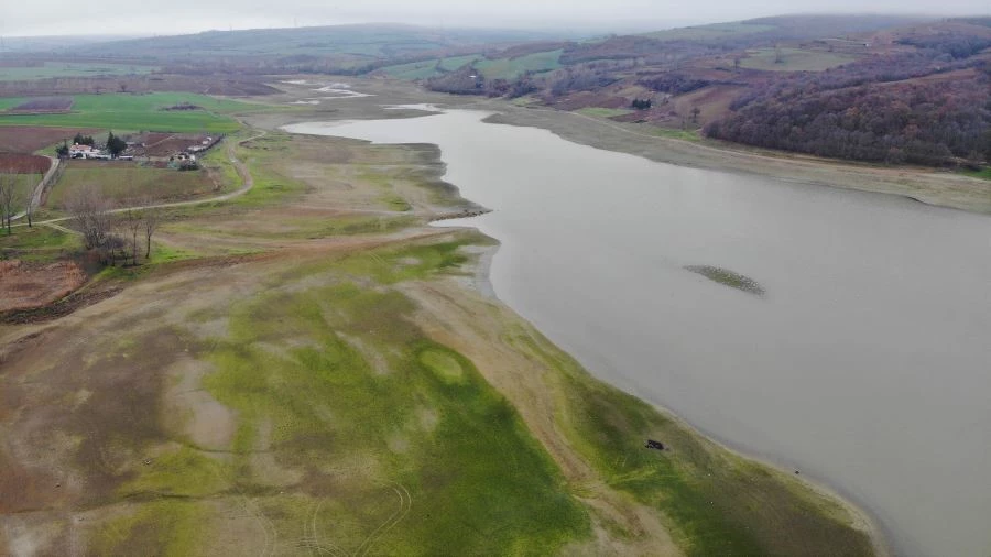 TEKİRDAĞ’DA GÖLET KURUMA NOKTASINA GELDİ