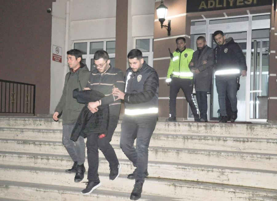 SAHTE KİMLİKLE ALIŞVERİŞ YAPAN DOLANDIRICILIK ŞEBEKESİ ÇÖKERTİLDİ