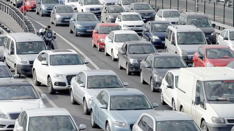 TÜİK AÇIKLADI: TEKİRDAĞ’DA TOPLAM 300 BİN 844 ARAÇ MEVCUT 