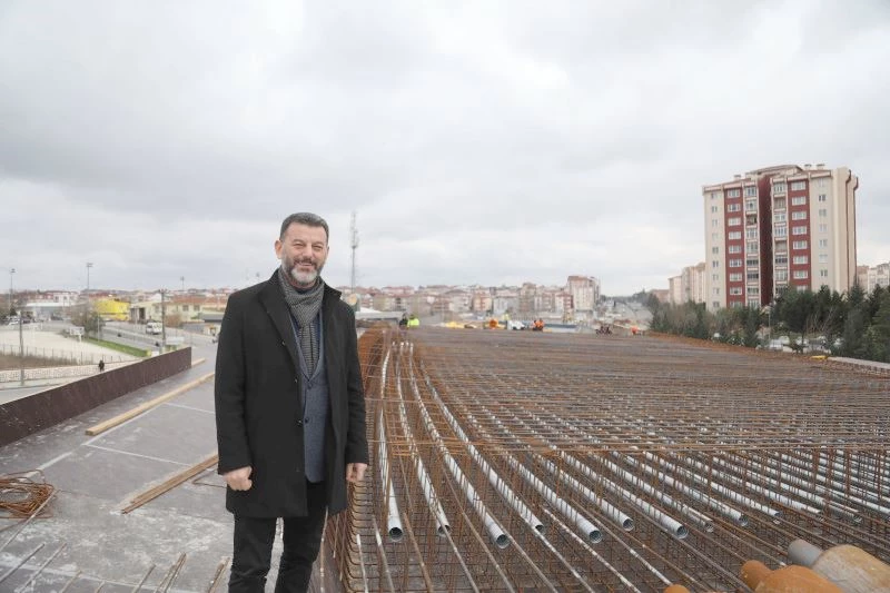 BAŞKAN ÇETİN, YILDIZKENT KÖPRÜLÜ KAVŞAK PROJESİ’Nİ YERİNDE İNCELEDİ