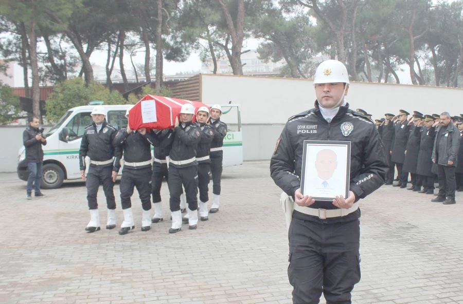 GÖREVDEYKEN KALP KRİZİ GEÇİREREK HAYATINI KAYBETTİ