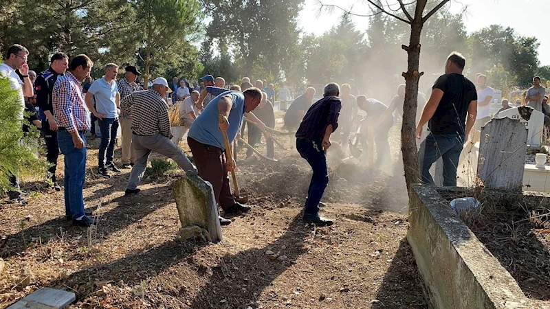 TALİHSİZ ANNE TOPRAĞA VERİLDİ