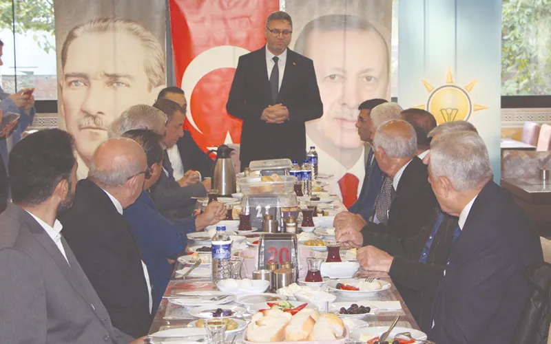 ÇERKEZKÖY’DE AK PARTİ MUHTARLARI AĞIRLADI