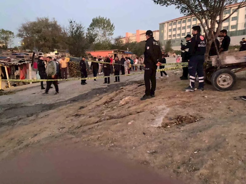 BOYNUNDAN VURULAN 7 AYLIK HAMİLE KADIN HAYATINI KAYBETTİ