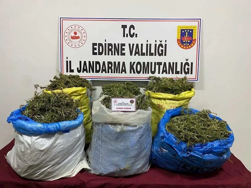 MERİÇTE ŞİŞME BOT İÇİNDE UYUŞTURUCU ELE GEÇİRİLDİ