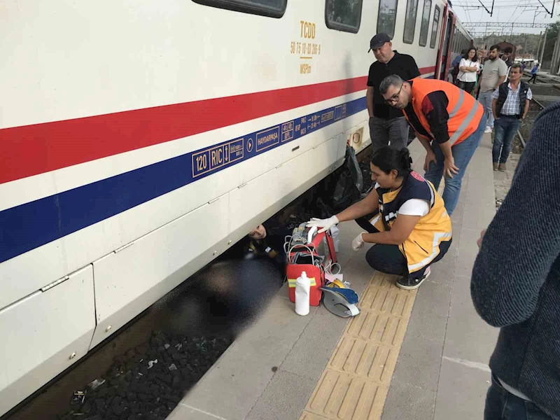 ÇORLU TREN GARI’NDA FECİ KAZA: 1 ÖLÜ