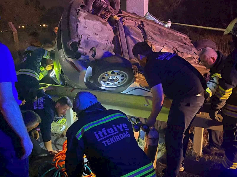 MAKAS ATAN ARAÇTAN KAÇMAK İSTEYEN OTOMOBİL TAKLA ATTI: 1 YARALI