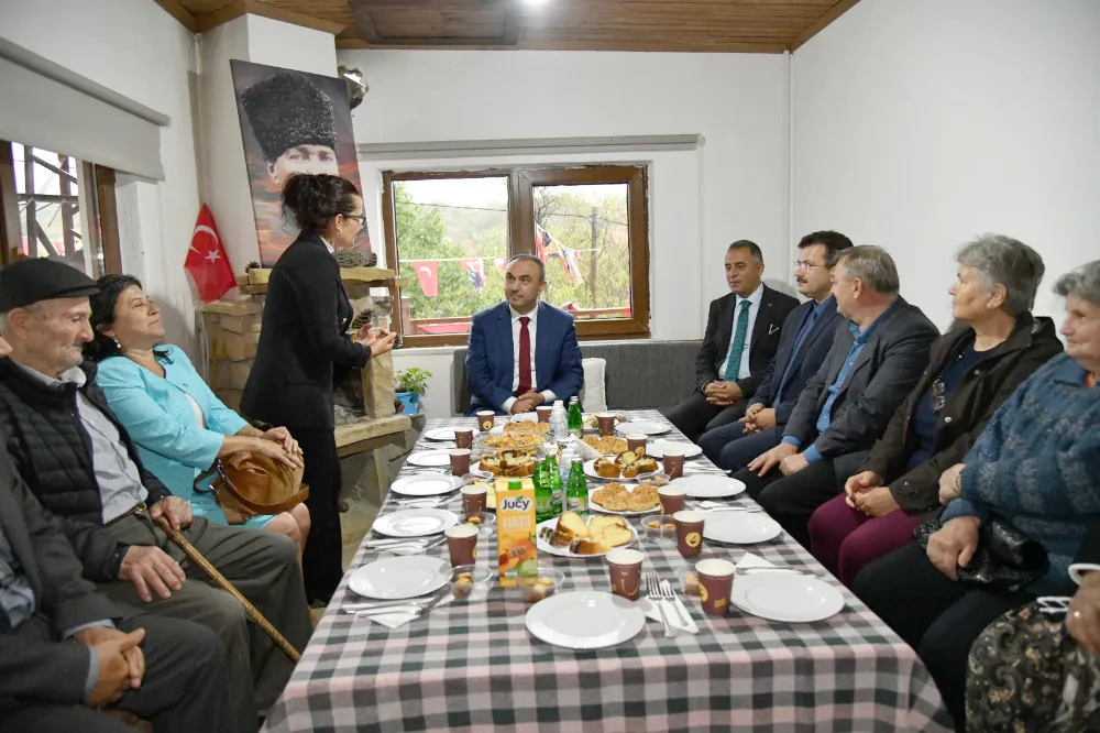 VALİ SOYTÜRK VATANDAŞLA BULUŞMA TOPLANTISI DÜZENLEDİ