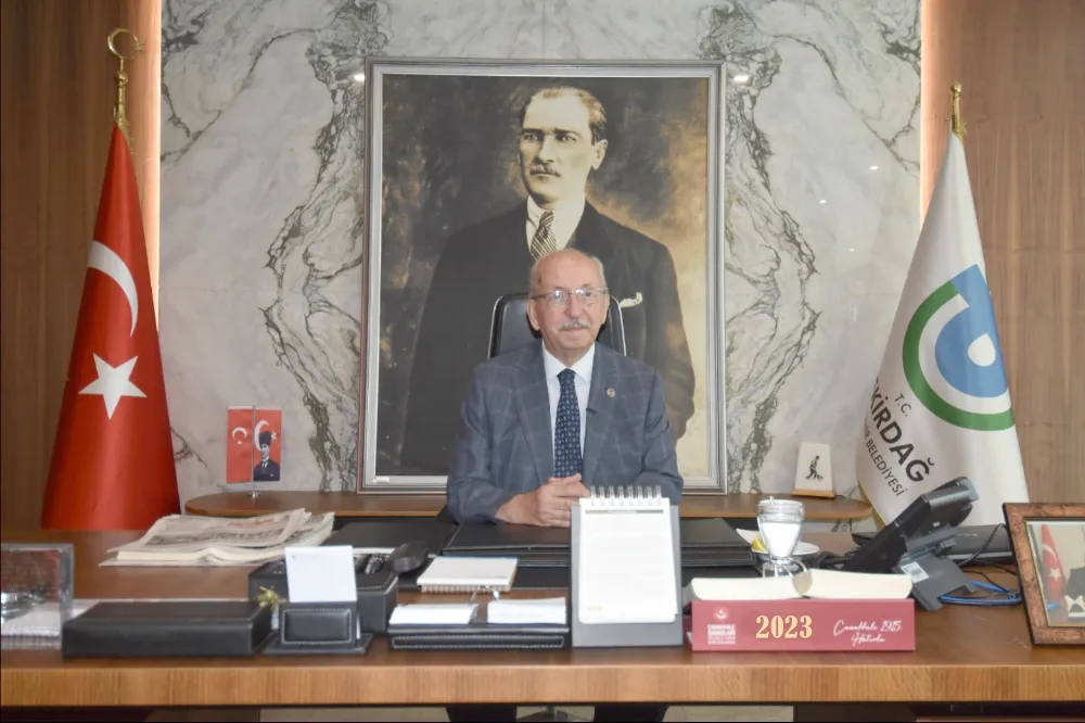 BAŞKAN KADİR ALBAYRAK’IN YENİ YIL MESAJI