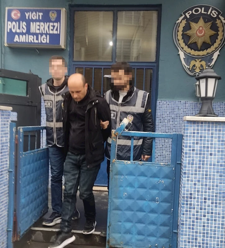 BİLİŞİM VE KREDİ KARTI DOLANDIRICISI MALKARA’DA YAKALANDI