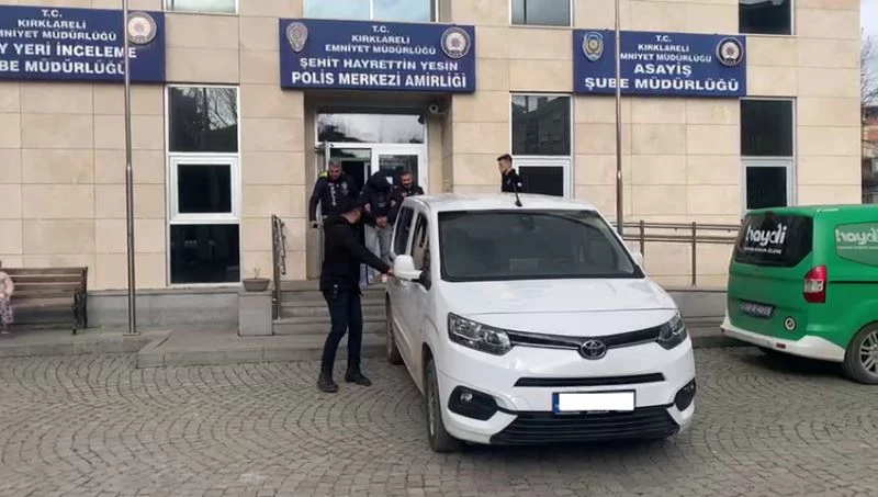 CEMEVİNDEN ŞAMDAN VE KOMBİ HIRSIZLIĞI