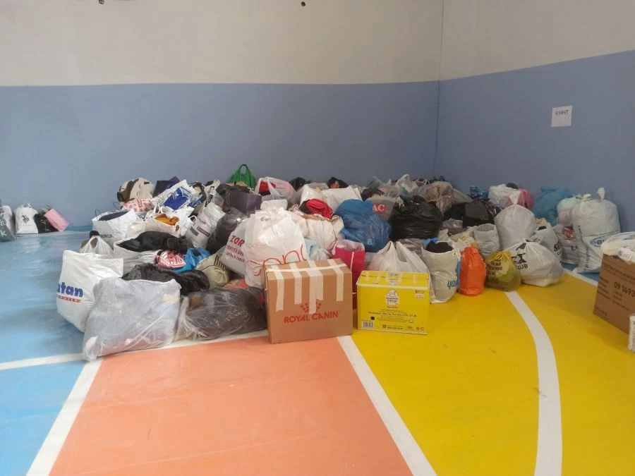 YARDIM MALZEMELERİNİ ÇALDIĞI İDDİA EDİLEN 4 BELEDİYE PERSONELİ GÖZALTINA ALINDI