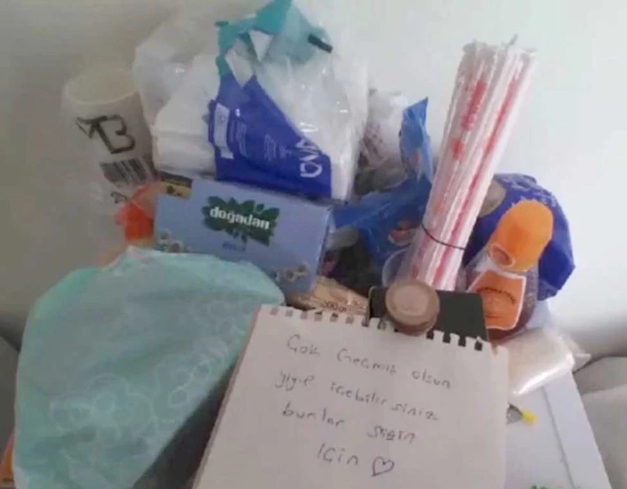 ÜNİVERSİTELİLER DEPREMZEDELER İÇİN ODALARINI DOLU BIRAKTI