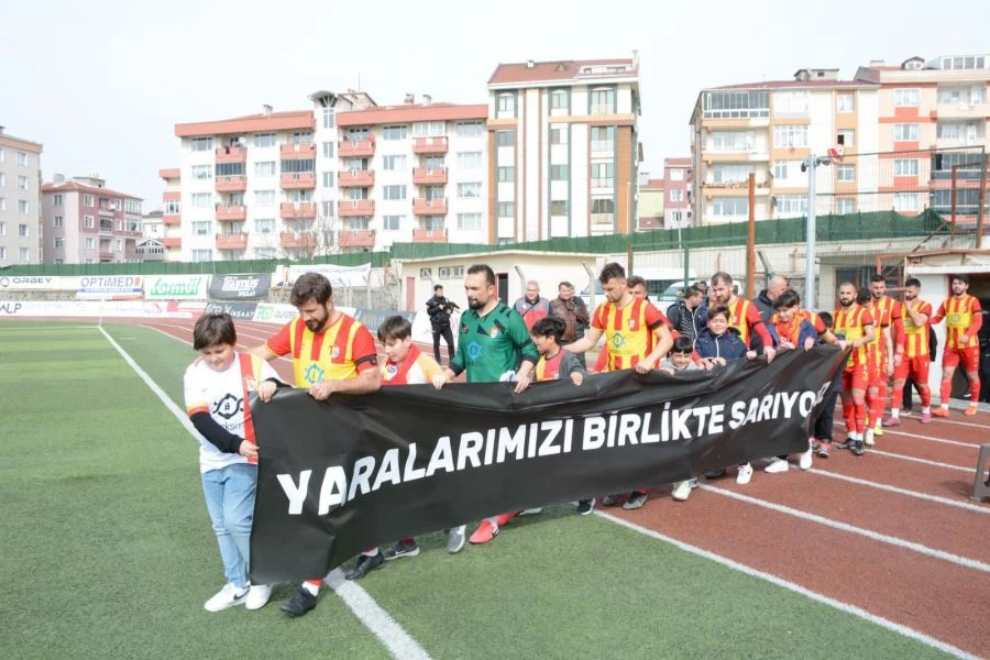 DEPREMZEDELER YARARINA OYNANAN DOSTLUK MAÇINDA 700 BİN TL HASILAT ELDE EDİLDİ