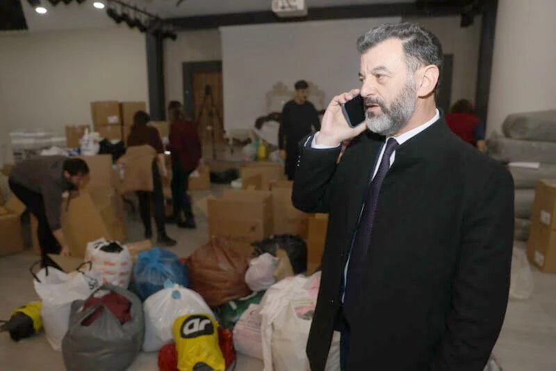 KAPAKLI DEPREM BÖLGELERİ İÇİN TEK YÜREK OLDU