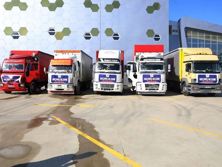 ÇERKEZKÖY HALKI DEPREM BÖLGESİNE YARDIM İÇİN SEFERBER OLDU