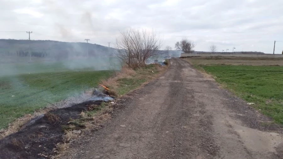 ŞÜPHELİ YANGINI İTFAİYE EKİPLERİ SÖNDÜRDÜ