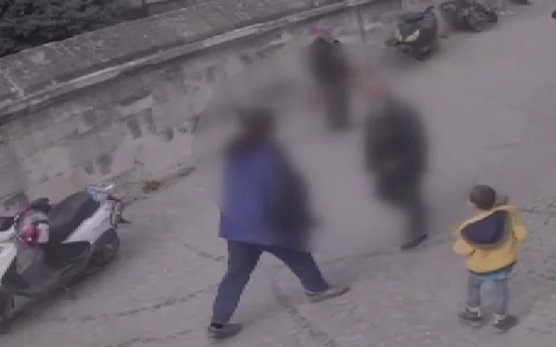 EDİRNE’DE ÇOCUKLARIN GÖZÜ ÖNÜNDE BİR KİŞİYİ YARALAYAN ZANLI TUTUKLANDI