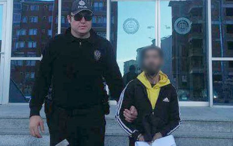 HIRSIZI PARMAK İZİ ELE VERDİ