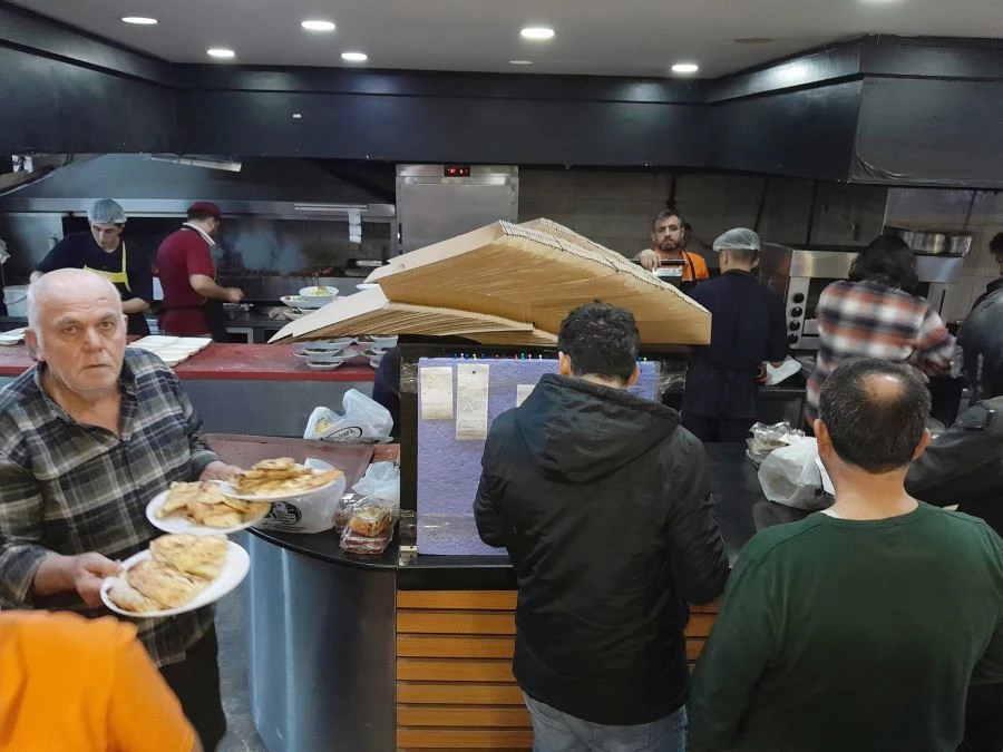 ŞANLIURFA İSKENDER’DE İFTAR TELAŞI