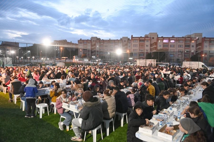 7 MAHALLE RAMAZAN BEREKETİNİ GÖNÜL SOFRALARI’NDA YAŞADI