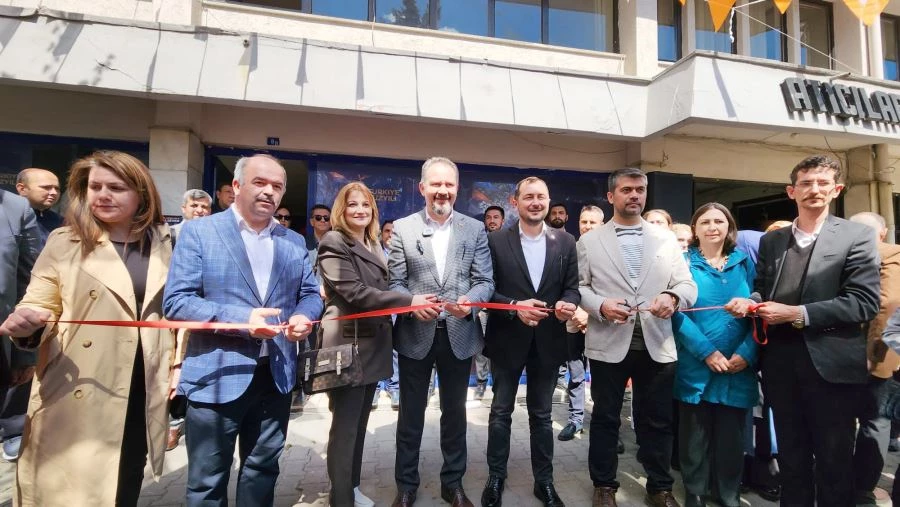 MESTAN ÖZCAN: SEÇİM İRTİBAT OFİSİMİZ HAYIRLI OLSUN