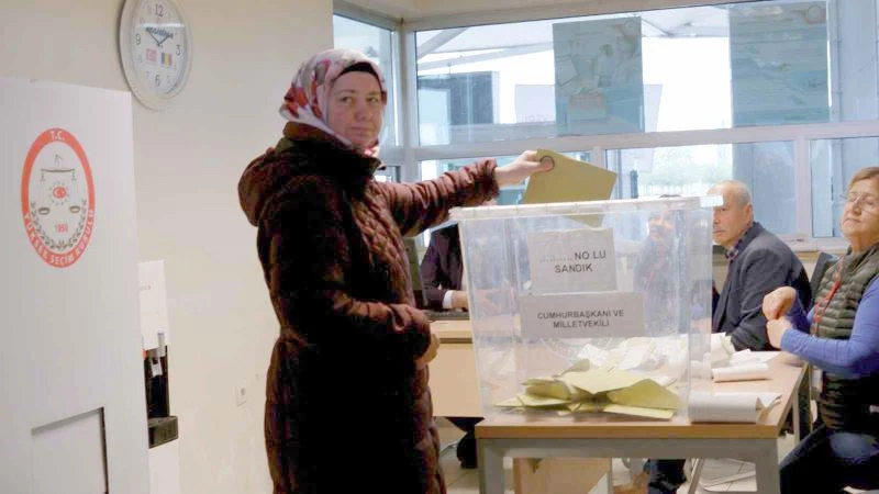 SINIR KAPILARINDA OY KULLANILIYOR