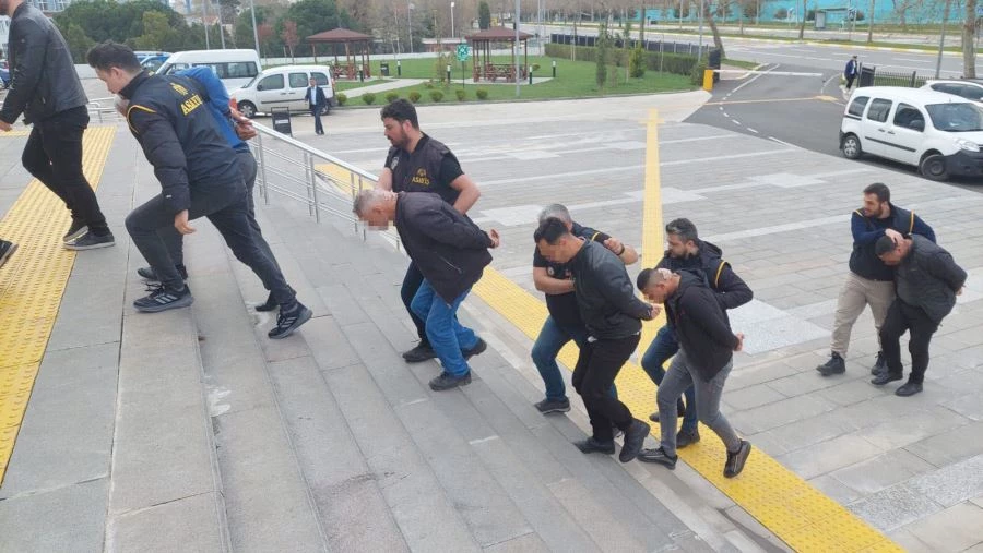 AMCA VE YEĞENİNİN ÖLDÜĞÜ KIZ İSTEME KAVGASINDA 7 KİŞİ TUTUKLANDI