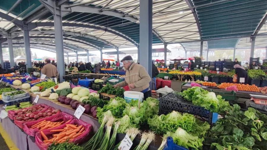 SÜLEYMANPAŞA ALTINOVA KAPALI PAZARYERİNDE İLK PAZAR KURULDU