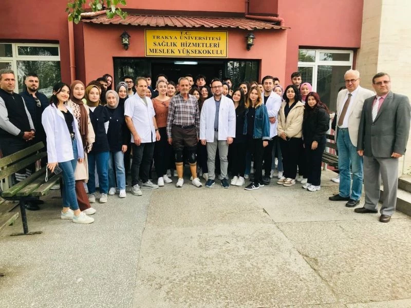 EDİRNE’DE MİSAFİR EDİLEN AMPUTE DEPREMZEDEYE PROTEZ BACAK