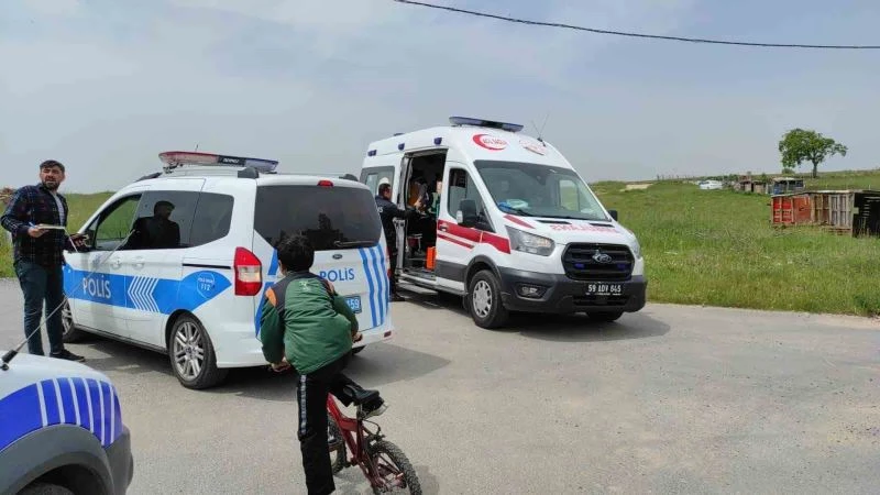 SOKAK ORTASINDA ARKADAŞINI BIÇAKLADI