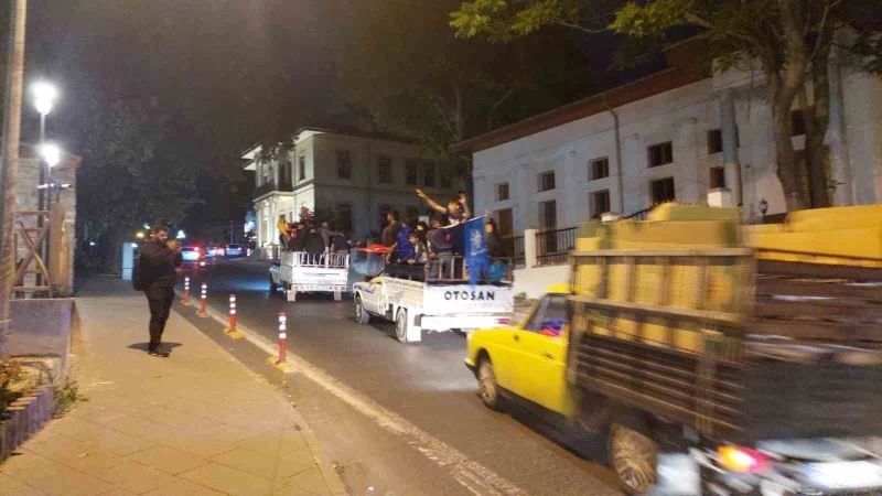 TEKİRDAĞ SOKAKLARI KORNA SESLERİYLE YANKILANDI