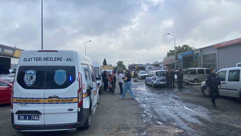 OTO TAMİRCİSİNDE SİLAHLI SALDIRI: 2 YARALI