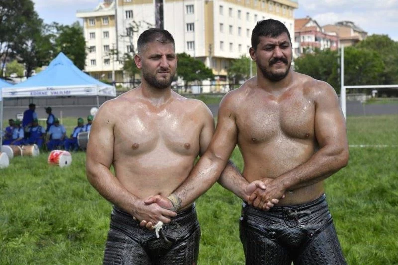 EDİRNE’DE BAŞPEHLİVAN NEDİM GÜREL OLDU