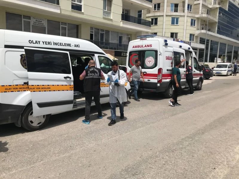 GENÇ AVUKAT BÜROSUNDA ÖLÜ BULUNDU