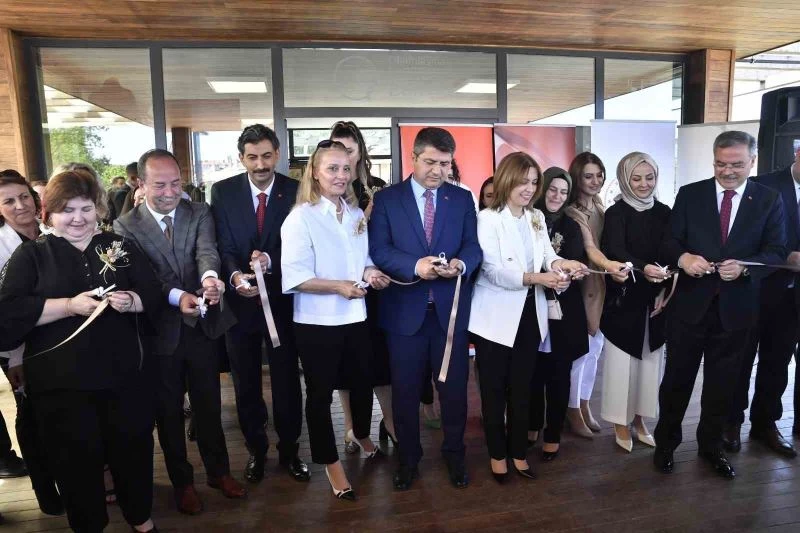 OLGUNLAŞMA ENSTİTÜSÜ SATIŞ MAĞAZASI SELİMİYE’NİN GÖLGESİNDE AÇILDI